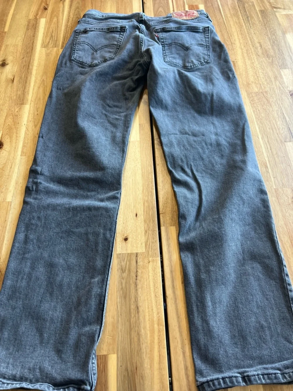 Levi’s 514 Straight Jeans Men’s 32x32 Gray Wash Denim